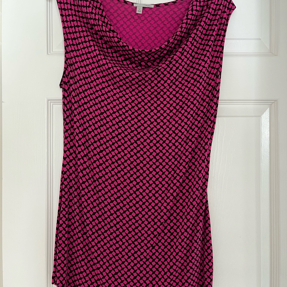 Halogen fuchsia color top